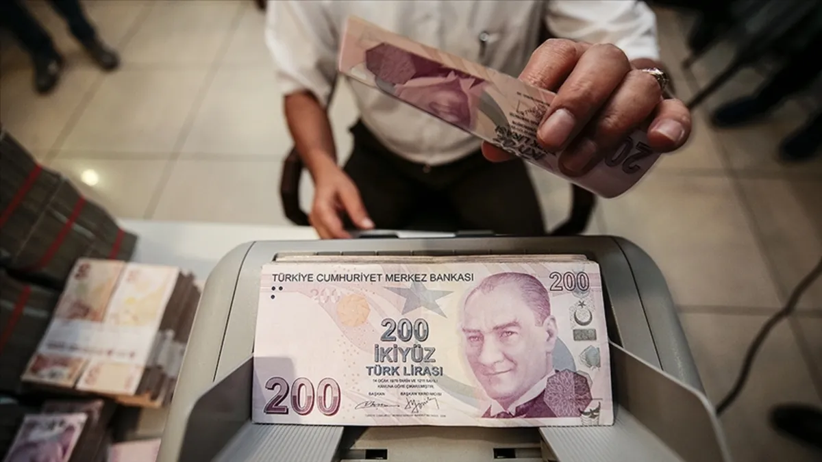 KKM bakiyesi geçen hafta 16 milyar 202 milyon lira azaldı KKM bakiyesi geçen hafta 16 milyar 202 milyon lira azaldı
