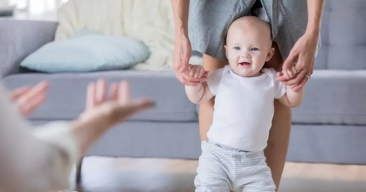 Bebekler ne zaman yürür? Bebeklerde yürüme belirtileri nelerdir?