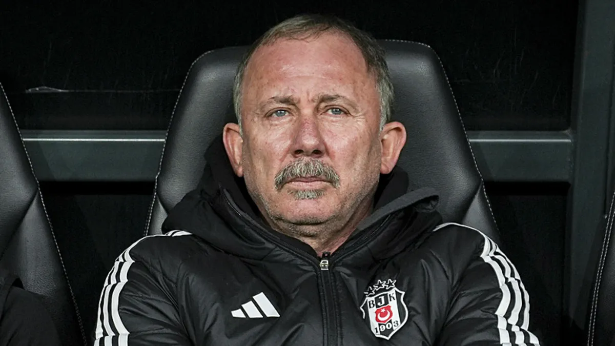 Beşiktaş’ta Sergen Yalçın kararı belli oldu! Beşiktaş’ta Sergen Yalçın kararı belli oldu!