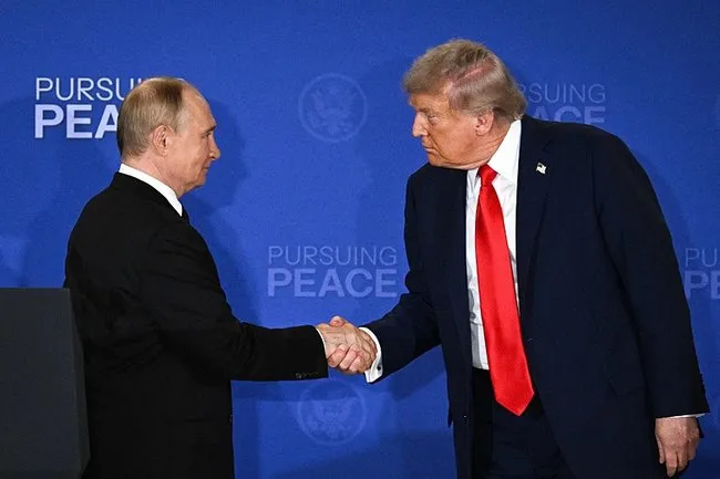 Trump Putin’i açık açık tehdit etti: Neler olacağını göreceğiz...