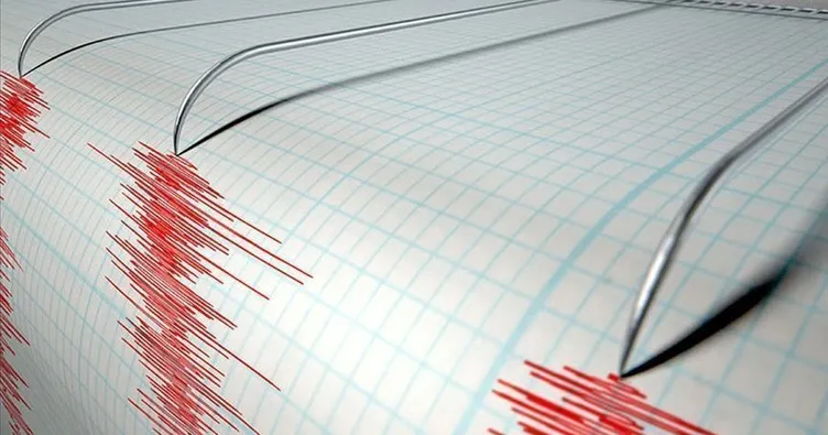 Endonezya’da 6 büyüklüğünde deprem