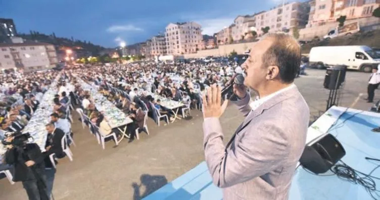 5 bin kişilik dev iftar sofrası