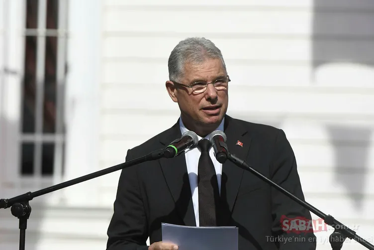 CHP’li belediyeden insanlık dışı uygulama: Temizlik işçilerine çip taktılar!