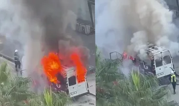 Adana’da minibüs alevlere teslim oldu!