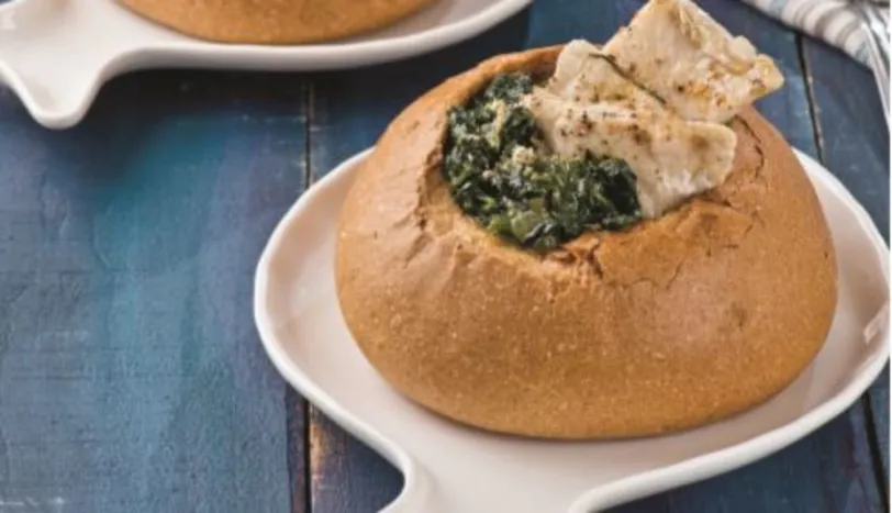 Çorba Ekmeğinde Ispanaklı Levrek Çorba Ekmeğinde Ispanaklı Levrek