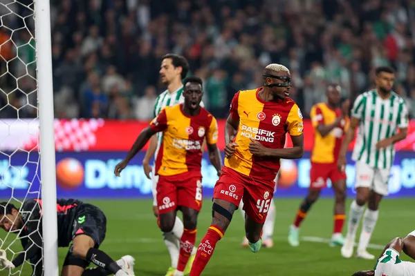 canli-super-ligde-konyaspor-galatasaray-maci-bir-gol-daha-geldi-1793382019593.jpg