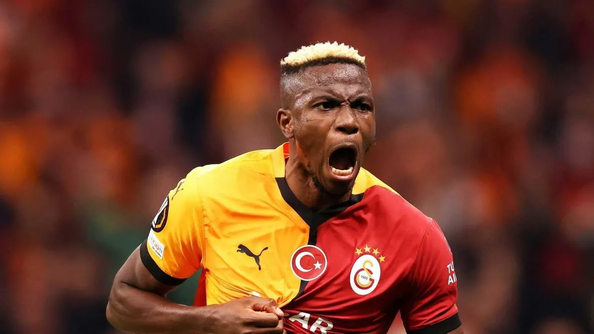 Osimhen kaptanlık için uygun değil! Osimhen kaptanlık için uygun değil!