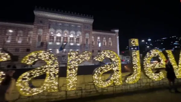 Saraybosna'da yeni yıl coşkusu | Video