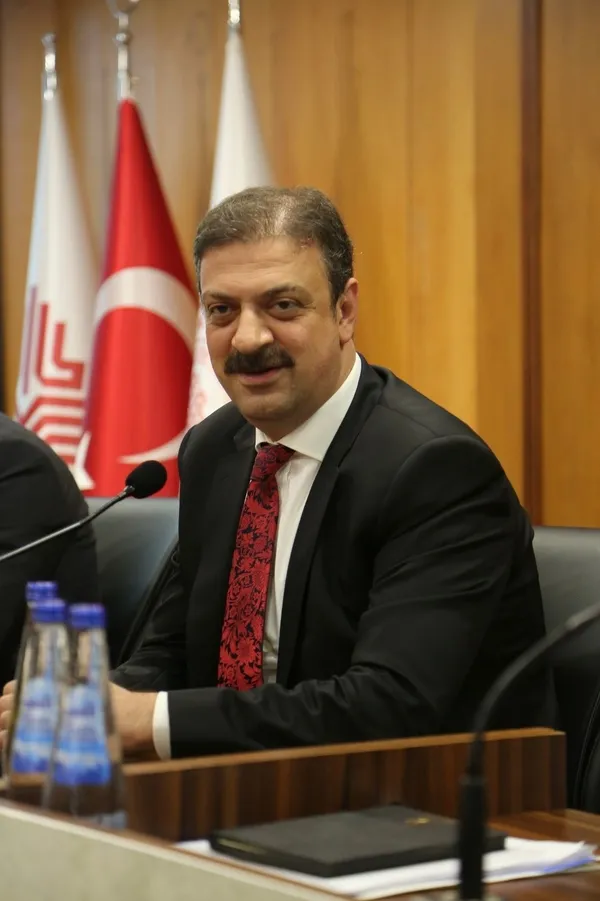 regaib-kandilinde-3-eser-ibadete-aciliyor-1735758838858.jpg