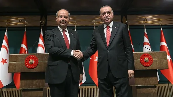 son-dakika-baskan-erdogan-liderlerle-bayramlasti-1651508699653.jpg Son dakika: Başkan Erdoğan, liderlerle bayramlaştı