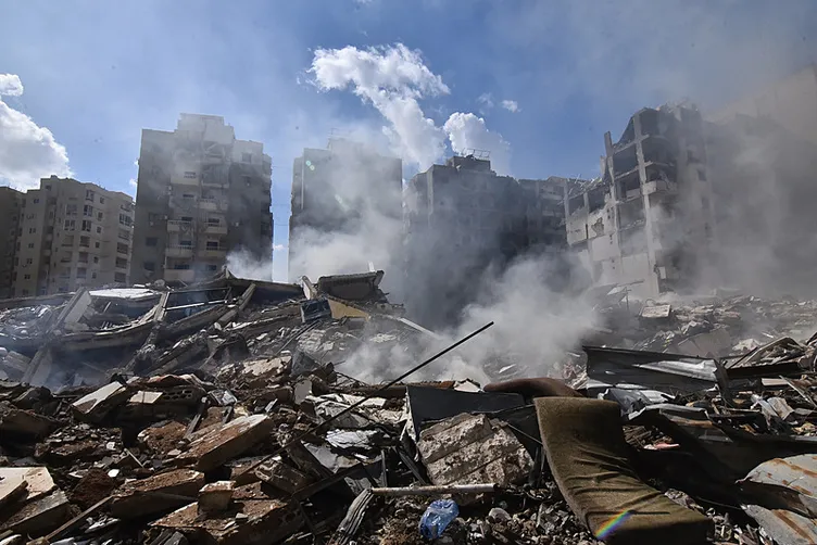 SON DAKİKA | İşgalci İsrail güçleri Lübnan’ı vuruyor! A Haber sınır hattında saldırı anlarını görüntüledi