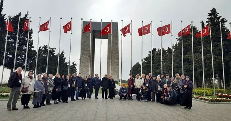 Zeytinburnu Belediyesi’nden vatandaşlara Çanakkale ve Bilecik gezisi