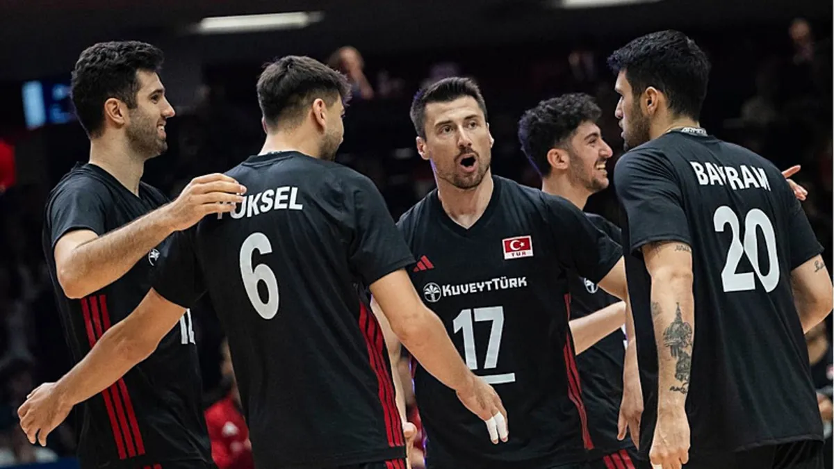 A Milli Erkek Voleybol Takımı oyuncuları sahada