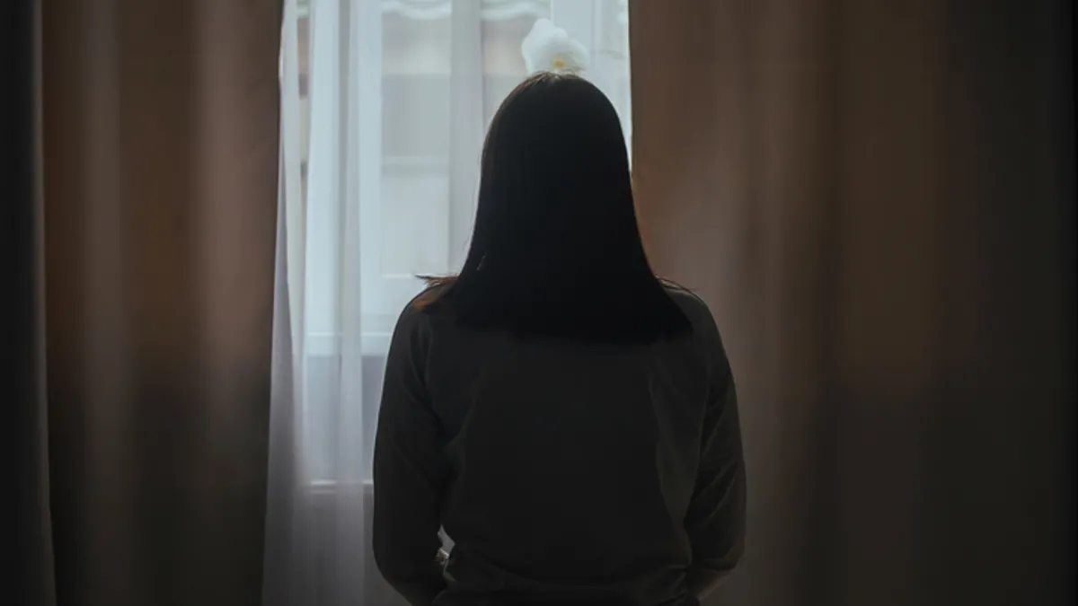 Güneş azalınca beyin alarm veriyor! Kış depresyonunun şaşırtan nedeni