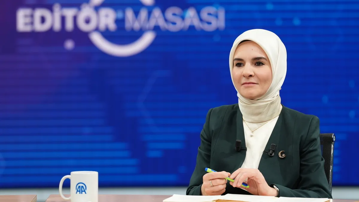 Bakan Göktaş: Çocuklarımızı dijital şirketlerin insafına bırakmayacağız