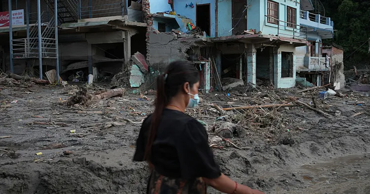 Nepal’de sel felaketinde ölü sayısı artıyor