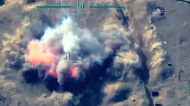 Son dakika haberi | Ateşkesi ikinci kez ihlal eden Ermenistan’a büyük şok! Su-25 uçağı düşürüldü