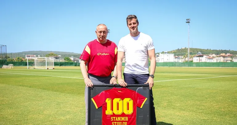Göztepe’den Stoilov’a 100.maç forması!