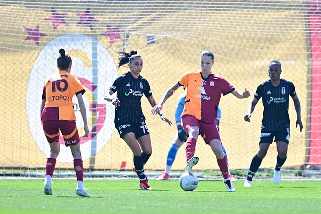 son-dakika-haberi-galatasarayin-kadin-futbol-takiminin-yeni-yildizindan-onemli-aciklamalar-turkiye-bana-hayat-1742713416085.jpg