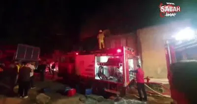 İzmir’de tekstil atölyesinde çıkan yangın, bitişikteki binaya da sıçradı | Video