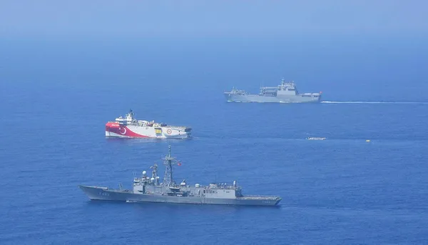 Akdeniz'de dengeler yeniden kuruluyor! Yunanistan'ı korku sardı