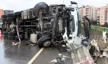 Arnavutköy’de yol bakım aracına çarpan kamyonun şoförü öldü