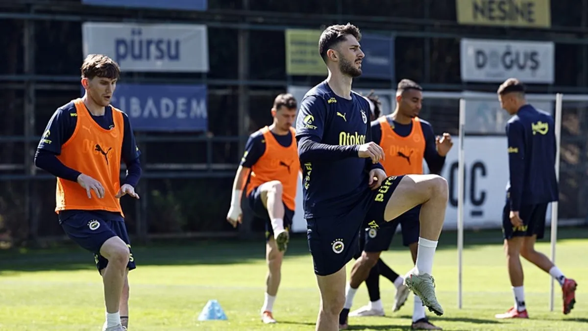 Fenerbahçe'de Trabz...                    </div>
                    <div class=