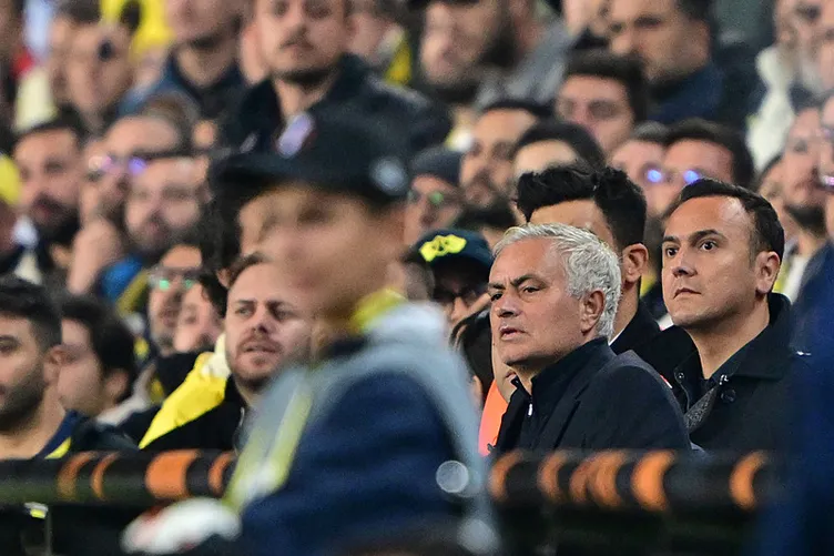 Son dakika haberi: Ahmet Çakar son noktayı koydu! Osayi'nin pozisyonu penaltı mıydı? Mourinho için olay sözler....