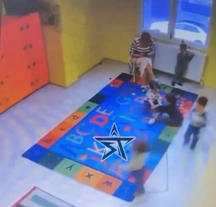 Neşe Erberk Anaokulu’nda dehşet! 4 yaşındaki çocuğa dayak kamerada: Saçını çekti, çelme taktı, itti!