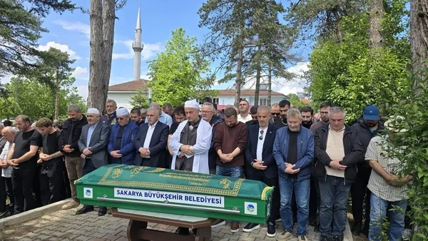 silahli-catismada-hayatini-kaybeden-otel-sahibi-son-yolculuguna-ugurlandi-1779449734179.jpg