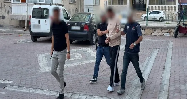 Kırmızı bültenle aranıyordu! Irak uyruklu terör şüphelisi Kırşehir’de yakalandı