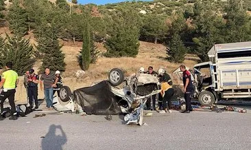 Nişan alışverişi dönüşü feci kaza: 3 ölü, 2 yaralı #burdur