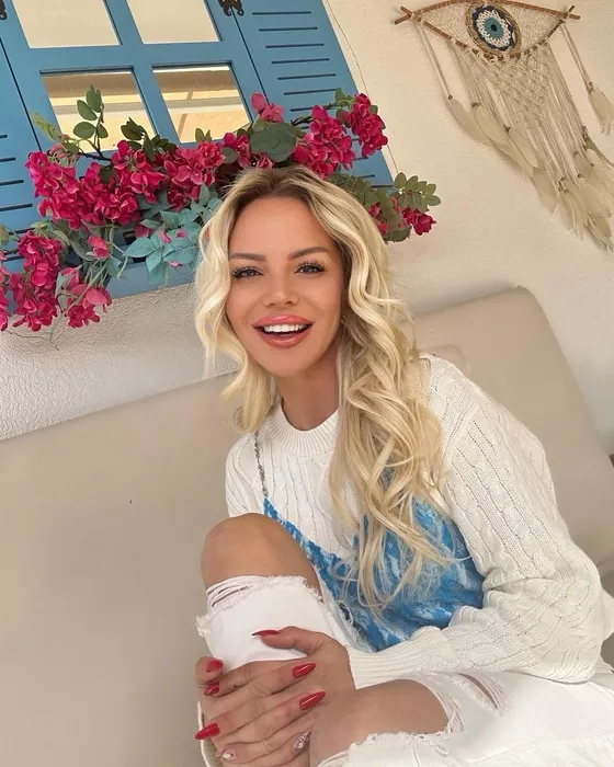 Seda Üren takipçilerine rest çekti: Eli beğeniye gitmeyenler unfollow...