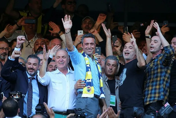 Fenerbahçe, Emre Akbaba ile ön protokol imzalamış!