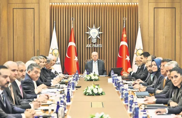 baskan-erdogandan-mykda-onemli-mesajlar-terorsuz-turkiye-hedefinden-taviz-yok-1760071453068.jpeg Başkan Erdoğan'dan MYK'da önemli mesajlar: Terörsüz Türkiye hedefinden taviz yok