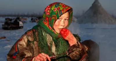 Dünyanın en garip kabilesi! Çiğ et yiyip...