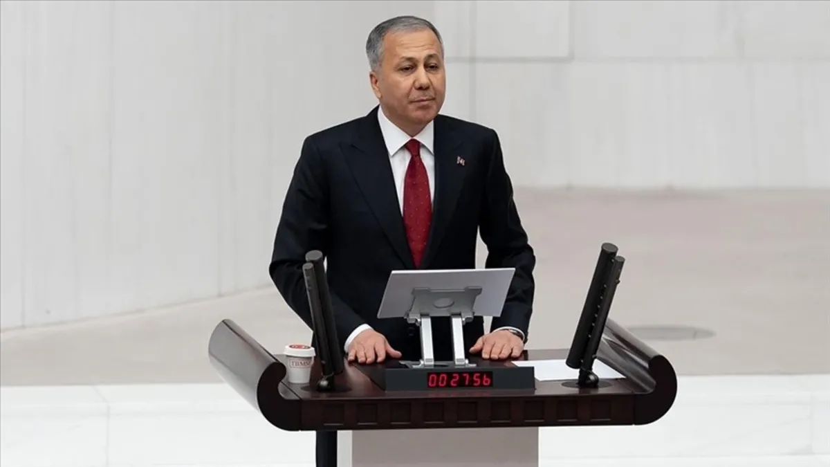 Bakan Yerlikaya: “103 terörist ikna yoluyla teslim oldu” Bakan Yerlikaya: “103 terörist ikna yoluyla teslim oldu”