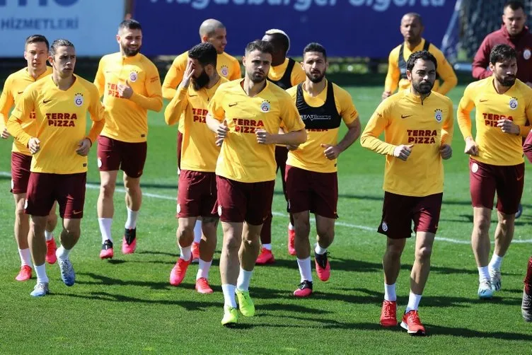 Galatasaray Teknik Direktörü Fatih Terim’den transferde dev liste! Tam 19 isim...