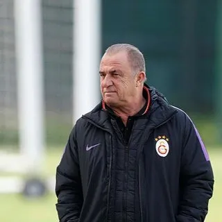 Galatasaray'da Fatih Terim gönderilecek isimleri belirledi