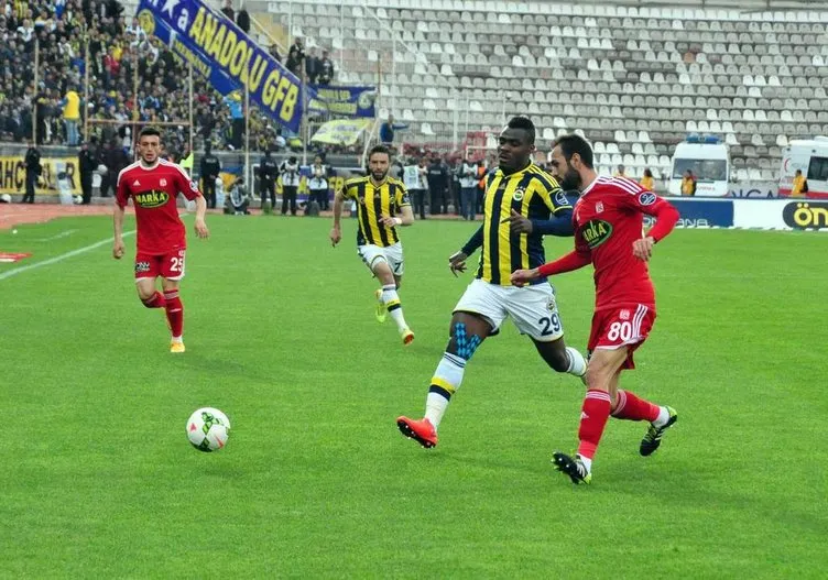 Sivasspor - Fenerbahçe maçının fotoğrafları