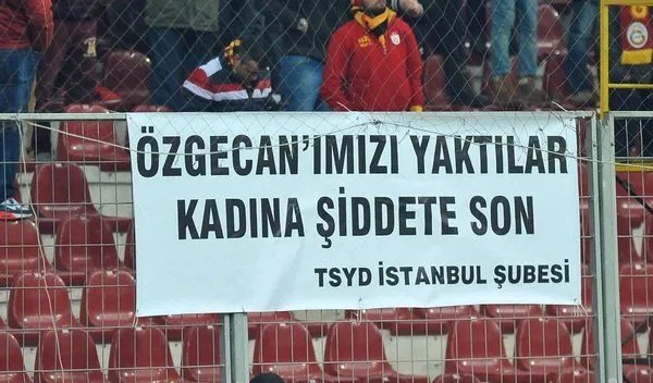 Arena'da Özgecan Aslan unutulmadı