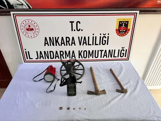 Ankara’da kaçak kazı yapan 2 kişi yakalandı