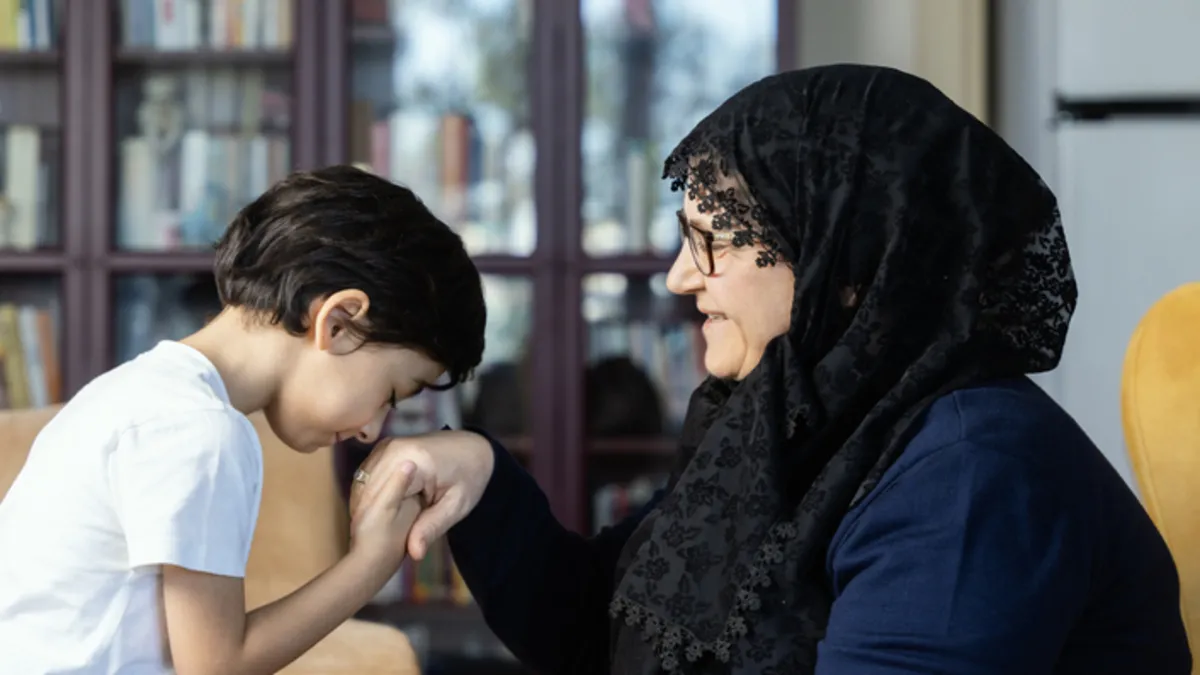 Bayram ziyareti ile sosyal bağlarınızı güçlendirin! Stres ve kaygıyı bitiren o gizli güç Bayram ziyareti ile sosyal bağlarınızı güçlendirin! Stres ve kaygıyı bitiren o gizli güç