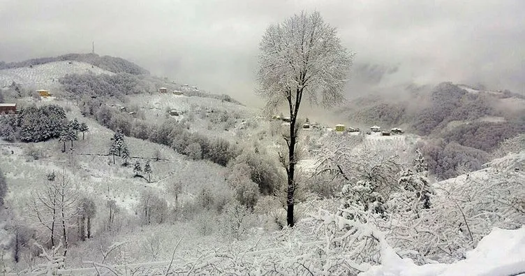 Gümeli tepesi beyaza büründü