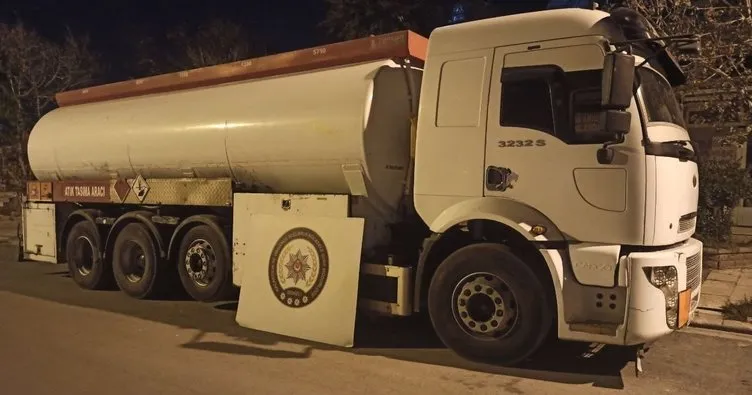 Şüpheli kamyondan 16 bin 400 litre karışımlı kaçak akaryakıt ele geçirildi