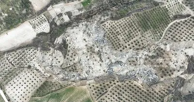 Depremde oluşan devasa yarık uzaydan görüntülendi: Hatay’da depremin boyutunu gözler önüne seren tablo...