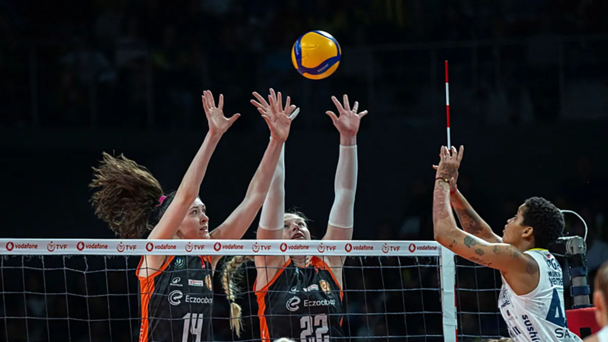 Fenerbahçe Medicana, Eczacıbaşı Dynavit’e takılmadı! Fenerbahçe Medicana, Eczacıbaşı Dynavit’e takılmadı!