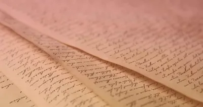 Tadilat için merdivenleri kırdırdı, içinden çıkan 44 yıllık mesaj herkesi şoke etti!