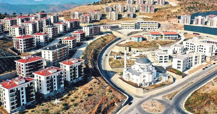 Yıkılan şehirler ayağa kaldırıldı