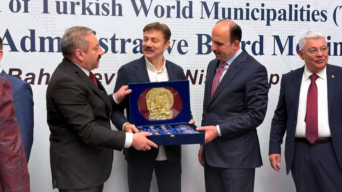 Türk dünyası belediyeleri Gazze’ye yardım çalışmalarını konuştu Türk dünyası belediyeleri Gazze’ye yardım çalışmalarını konuştu